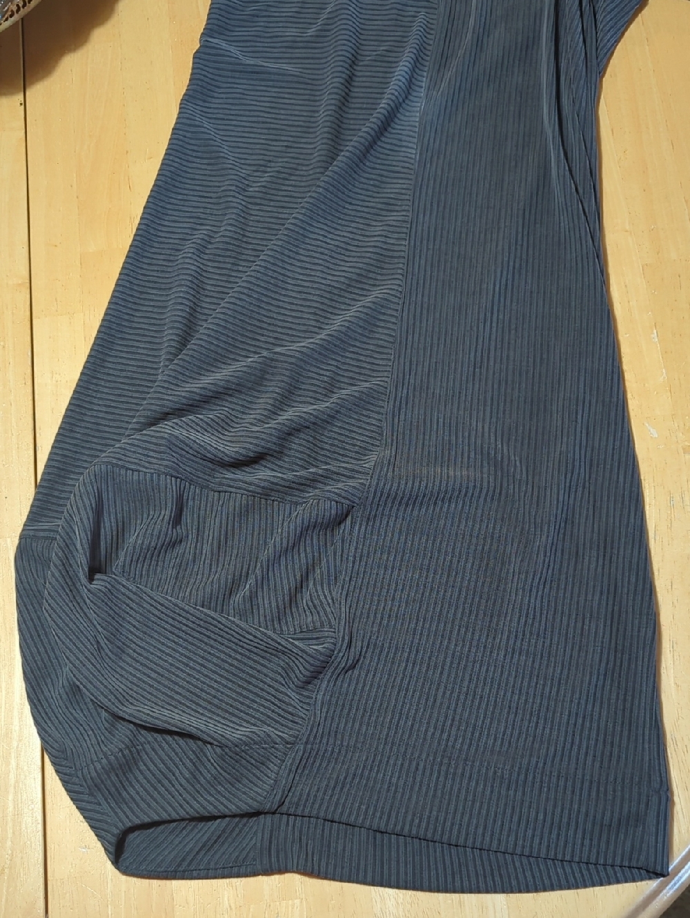 Alembika Women's Wide-Leg Ribbed Palazzo Pants in Charcoal - Picture 17 of 17